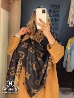 شال موهر LV