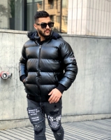 کاپشن چرم برند مکوئین مشکی