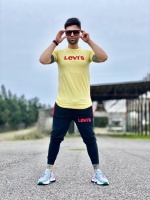 ست تیشرت و اسلش بهاره طرح LEVIS زرد مشکی