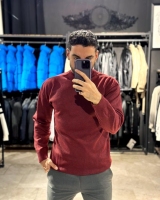 بافت یقه گرد زرشکی