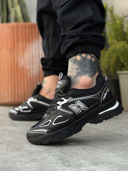 کتونی New Balance مشکی تمام